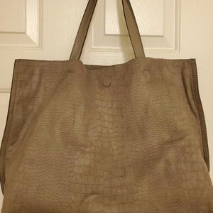 Street Level Tote Purse